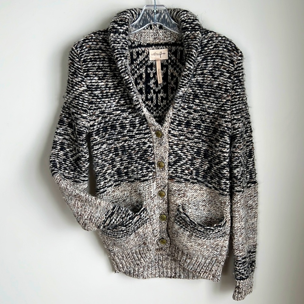 Wilfred Free Aritzia Wool Button-up Sweater